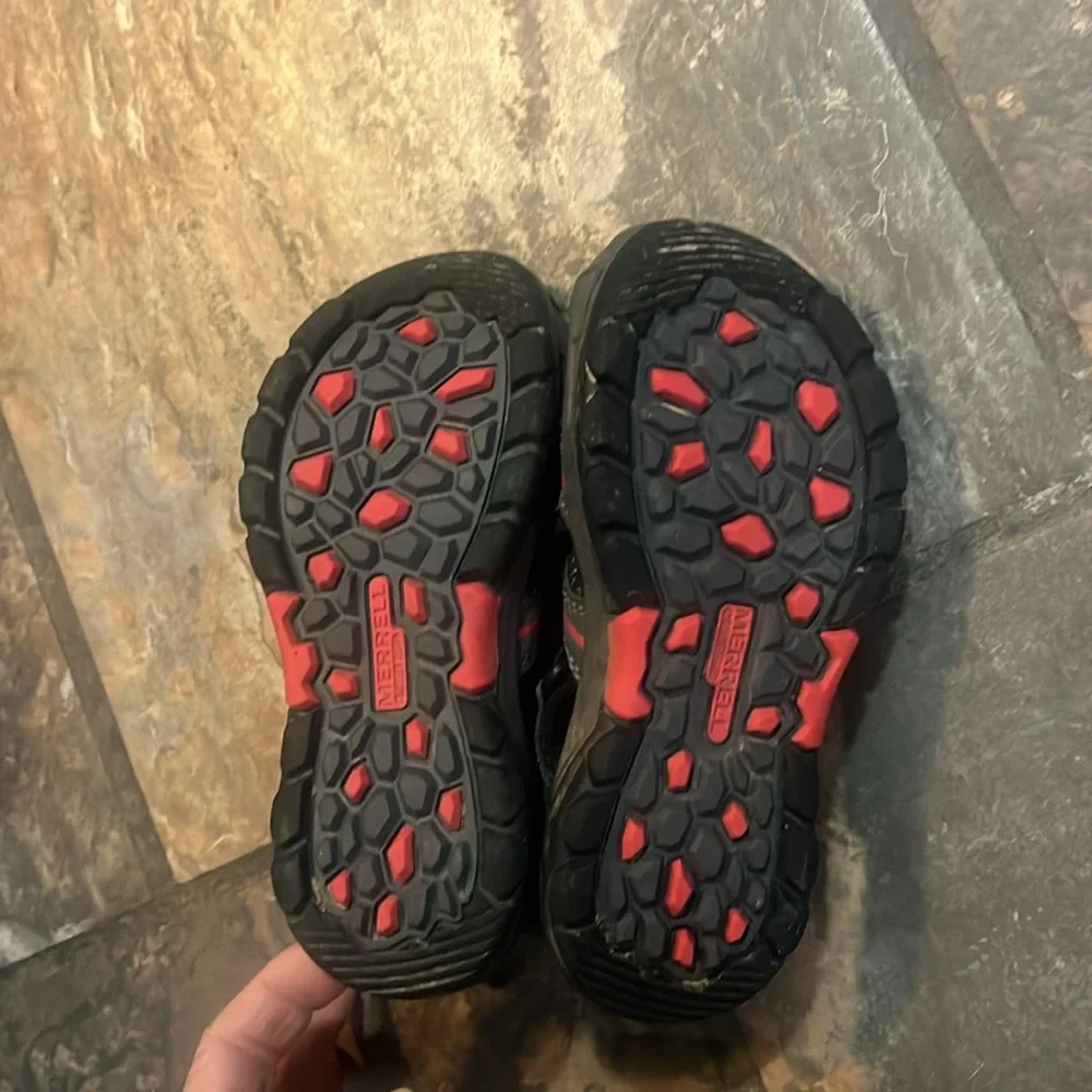 Merrell Kids Black and Red Water Shoes